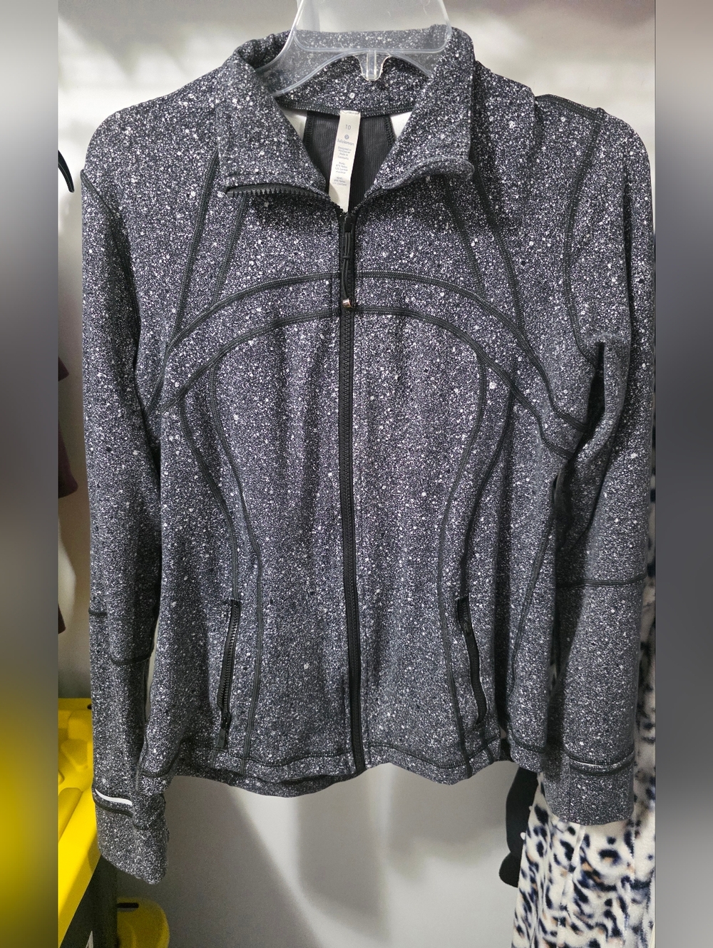 Lululemon 🍋 Define Jacket Size 10 - Picture 2 of 5